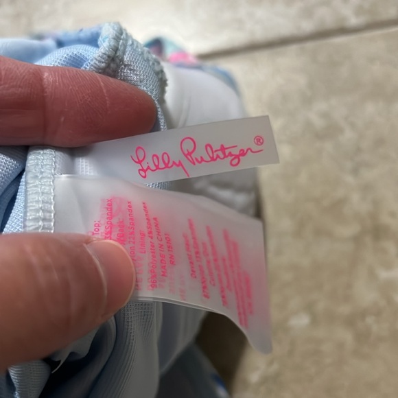 Lilly Pulitzer swim - Picture 8 of 10